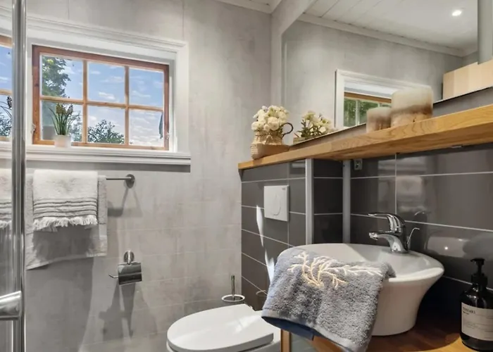 Waterfront - 15 Minutes From Downtown * Oslo