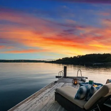 Waterfront - 15 Minutes From Downtown Domek alpejski Oslo
